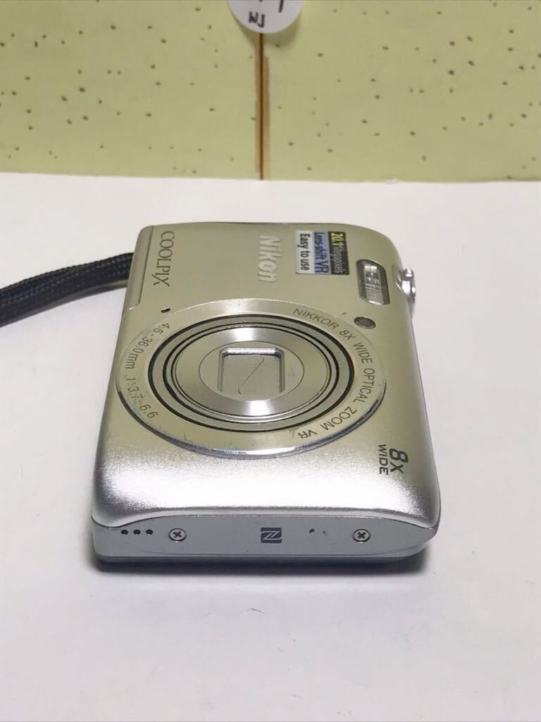 Nikon ニコン COOLPIX S3700 コンパクトデジタルカメラ Nikon ニコン COOLPIX S3700 コンパクトデジタルカメラ