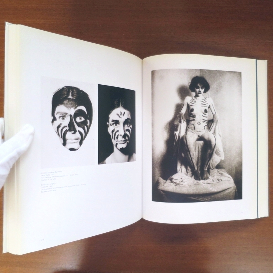 Gender Check / Femininity and Masculinty in the Art of Eastern Europe□図録 美術手帖 芸術新潮 装苑 共産主義 東欧 ジェンダー アート - 画集 Gender Check / Femininity and Masculinty in the Art of Eastern Europe□図録 美術手帖 芸術新潮 装苑 共産主義 東欧 ジェンダー アート - 画集