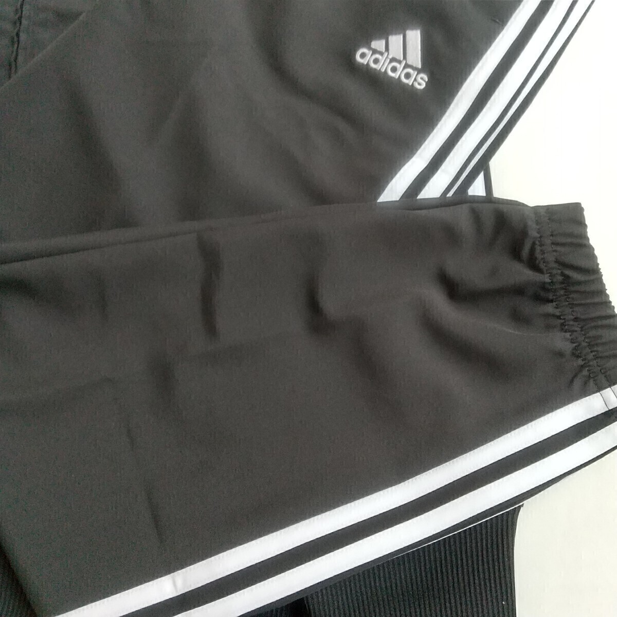 adidas ジャージ 上下セット メンズ L 黒 未使用 3本 ライン adidas ジャージ 上下セット メンズ L 黒 未使用 3本 ライン