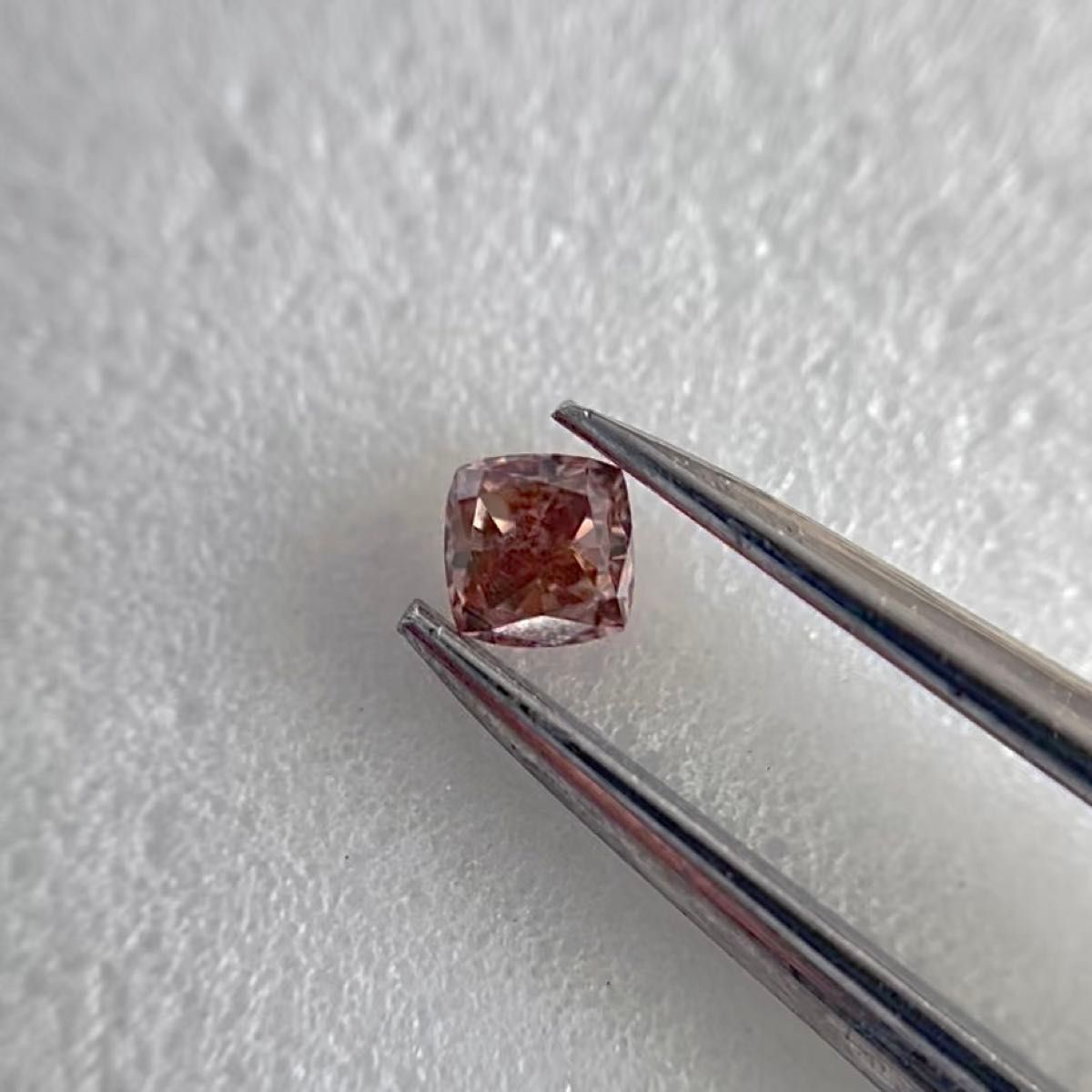 0.087ct SI-1 天然ピンクダイヤFANCY INTENSE PINK