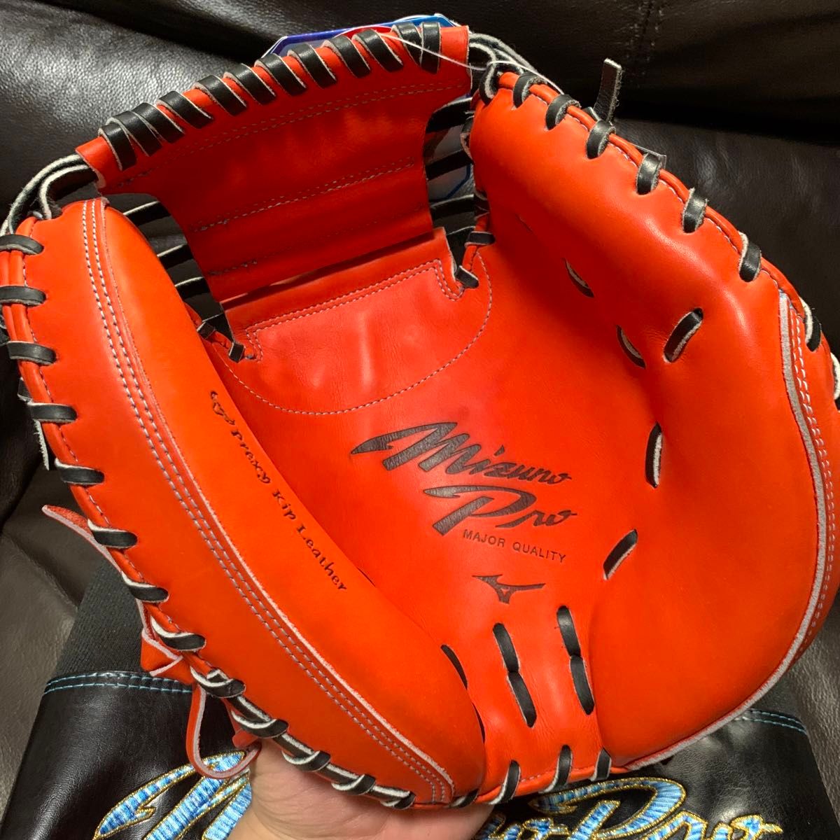 新品タグ付き ミズノプロ ダイバーシティブルー 硬式 新品タグ付き ミズノプロ ダイバーシティブルー 硬式