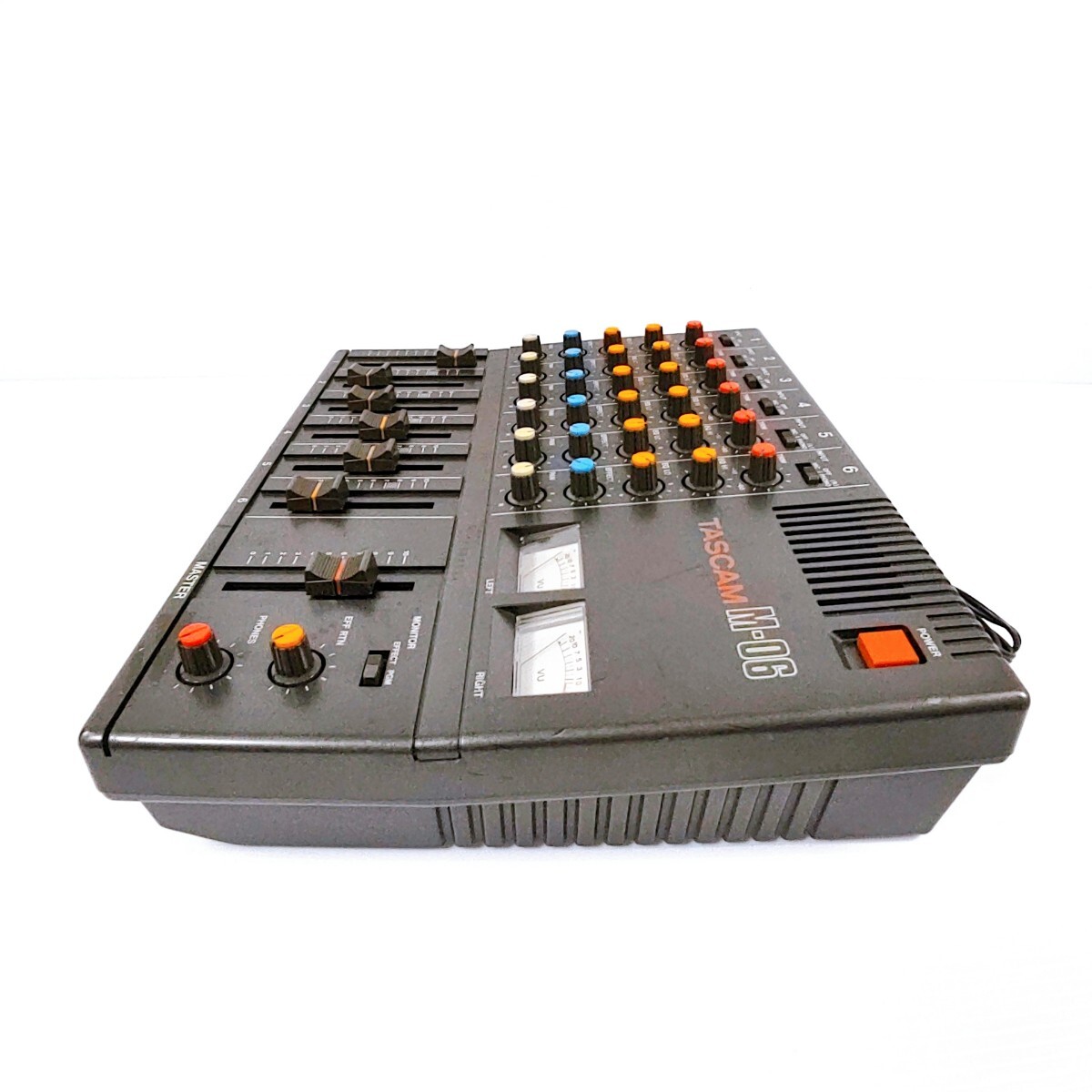 TASCAM M-06 アナログミキサー 6ch MIC LINE ビンテージ 動作品 TASCAM M-06 アナログミキサー 6ch MIC LINE ビンテージ 動作品
