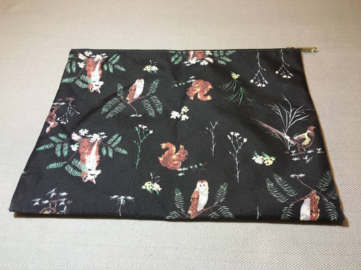  is - shell supply pouch clutch bag Harschel pupply animal pattern animal pattern black black squirrel fox owl rabbit 