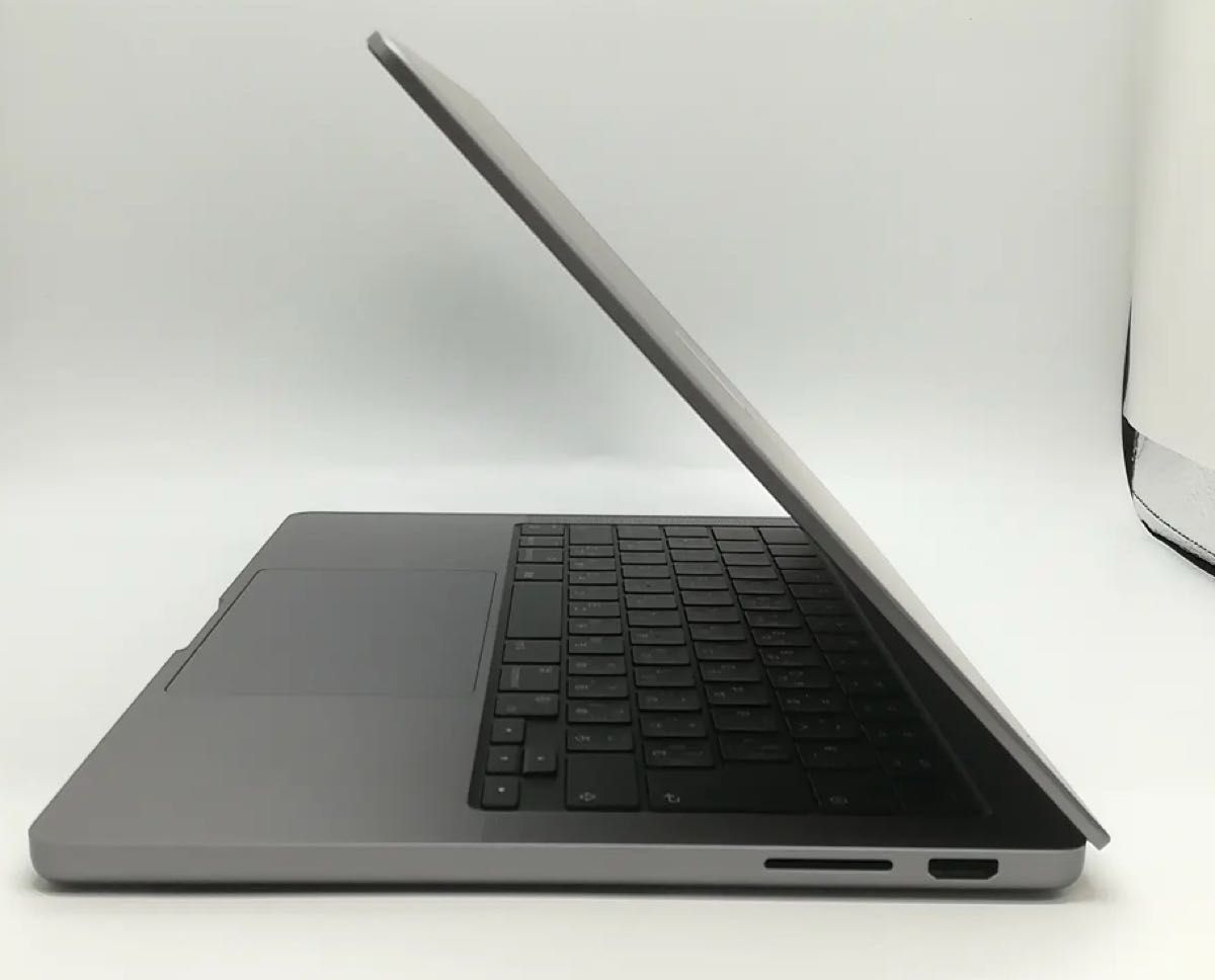 MacBook Pro 14-inch M3 2023年モデル メモリ8GB SSD1TB 