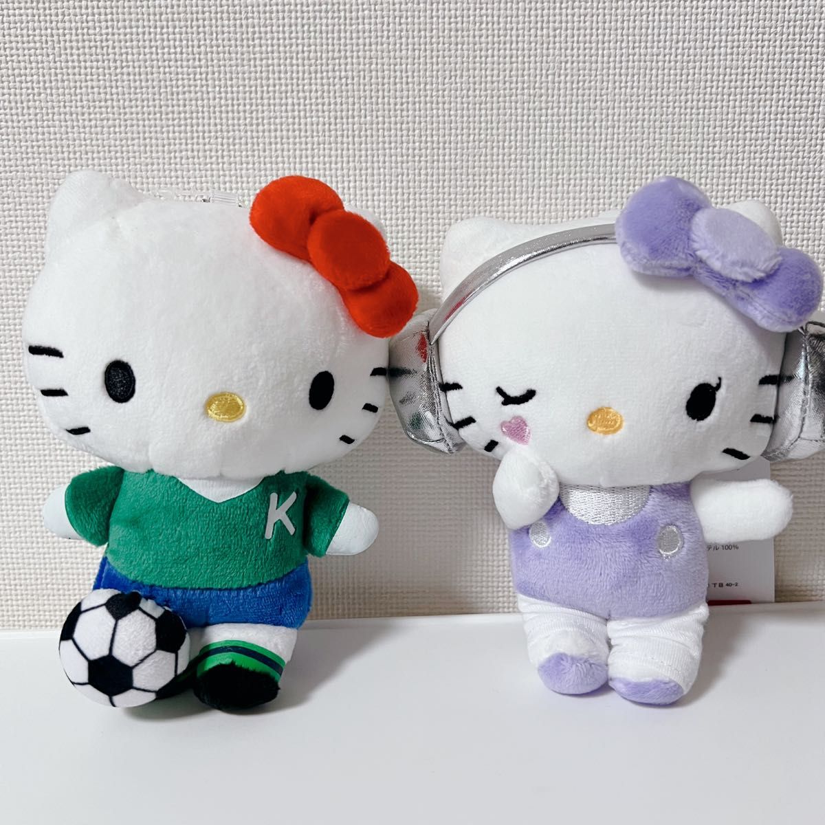 アベイル ハローキティ 50周年 マスコットチャーム サッカー アベイル ハローキティ 50周年 マスコットチャーム サッカー