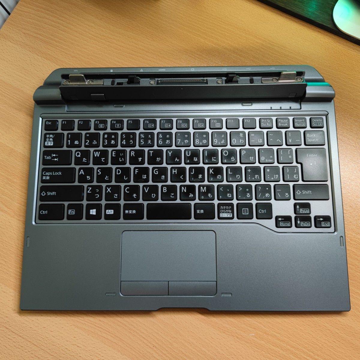 Fujitsu ARROWS Tab Q736/P 第6世代Core i5 拡張クレードル Fujitsu ARROWS Tab Q736/P 第6世代Core i5 拡張クレードル