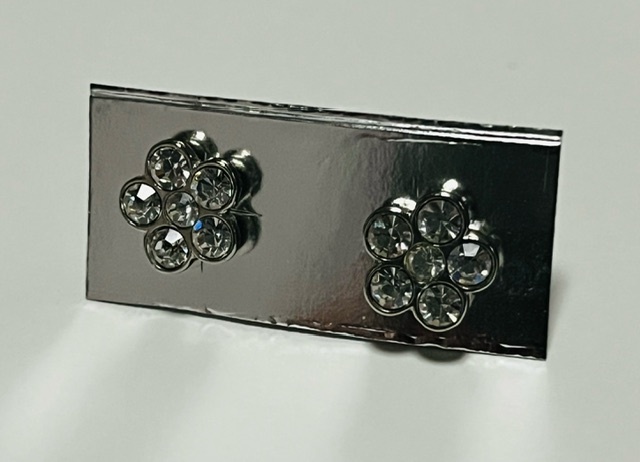 ★　☆未使用保管品☆　Mary Quant　2WAY　ピアス　ストーン　スタッドタイプ　マリークワント　★