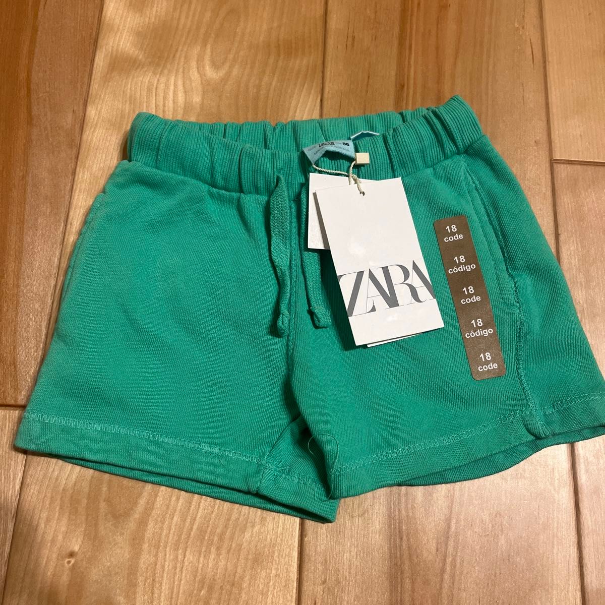 ショートパンツ ZARA 新品未使用 タグ付き みどり グリーン ザラ ショートパンツ ZARA 新品未使用 タグ付き みどり グリーン ザラ