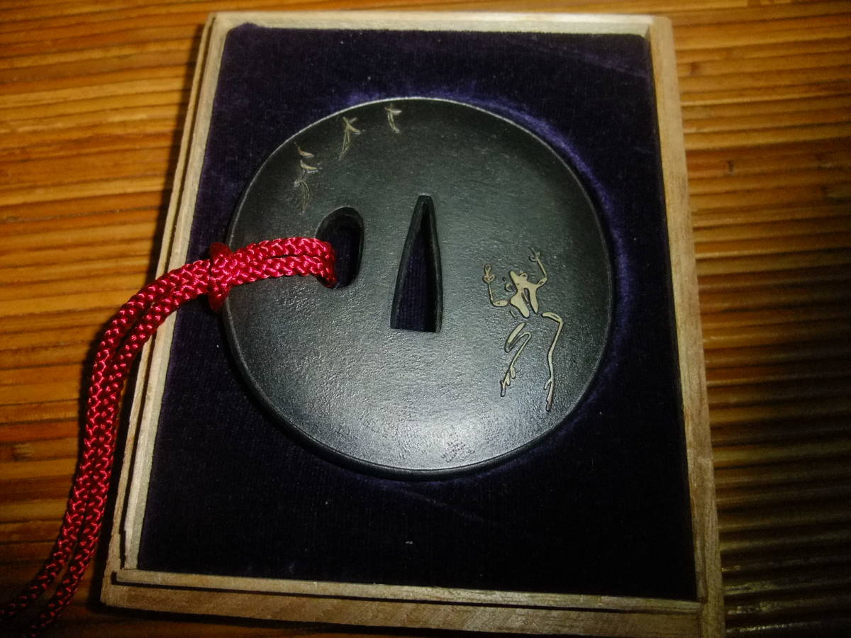 ヤフオク! - 新国劇 創立六十周年記念品 鍔型文鎮(?)