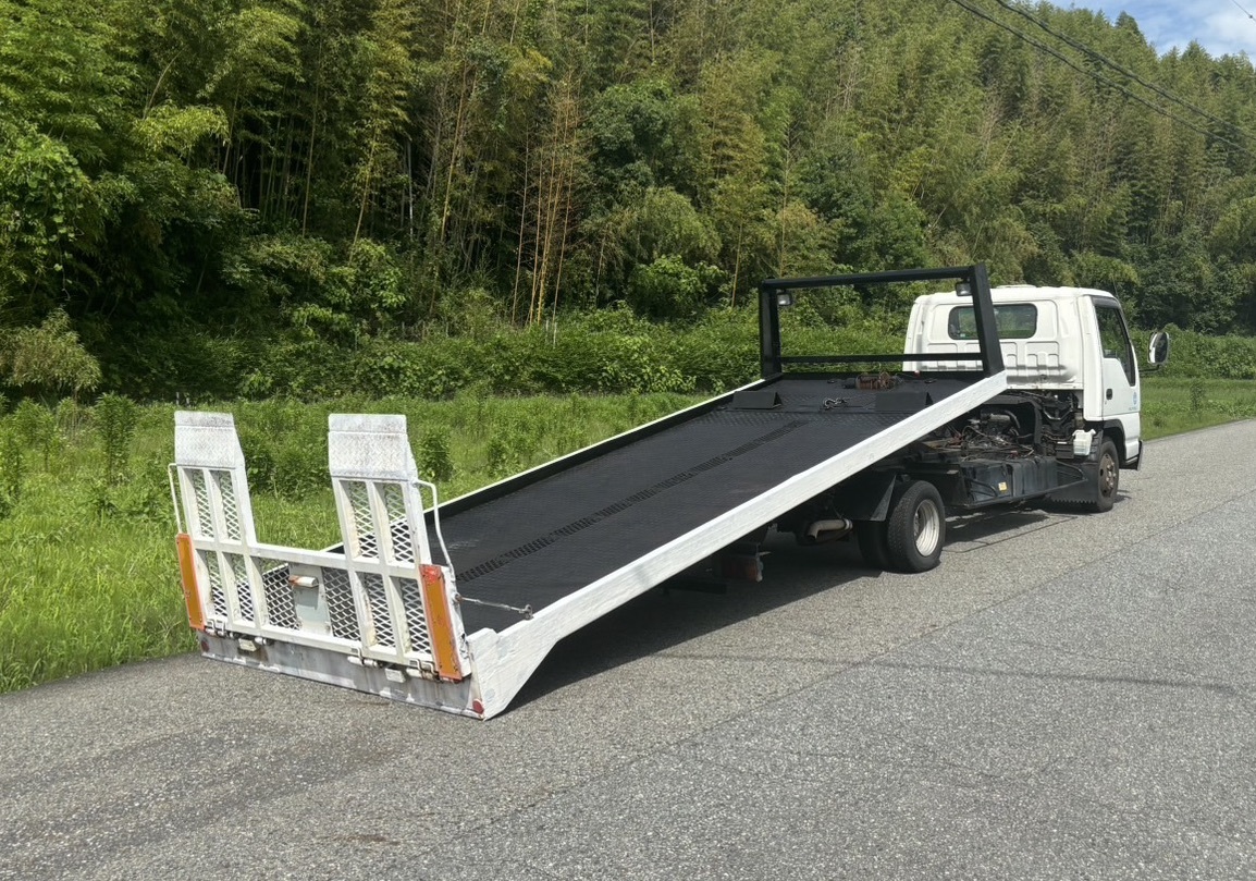  Isuzu Elf loading car carrier car 