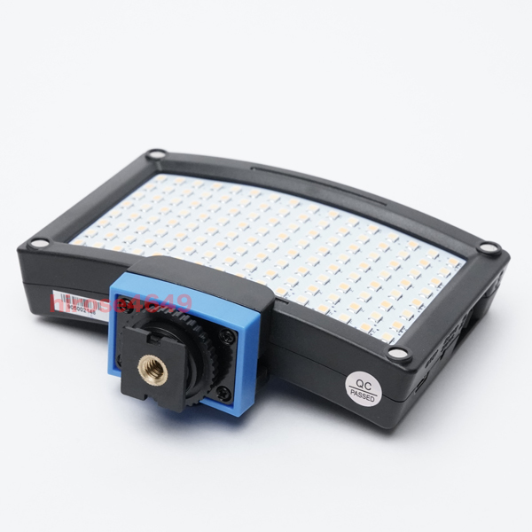 LED lighting Fotodiox LED 5 Wide 3200-5600K wide lighting battery built-in model outlet special price goods.