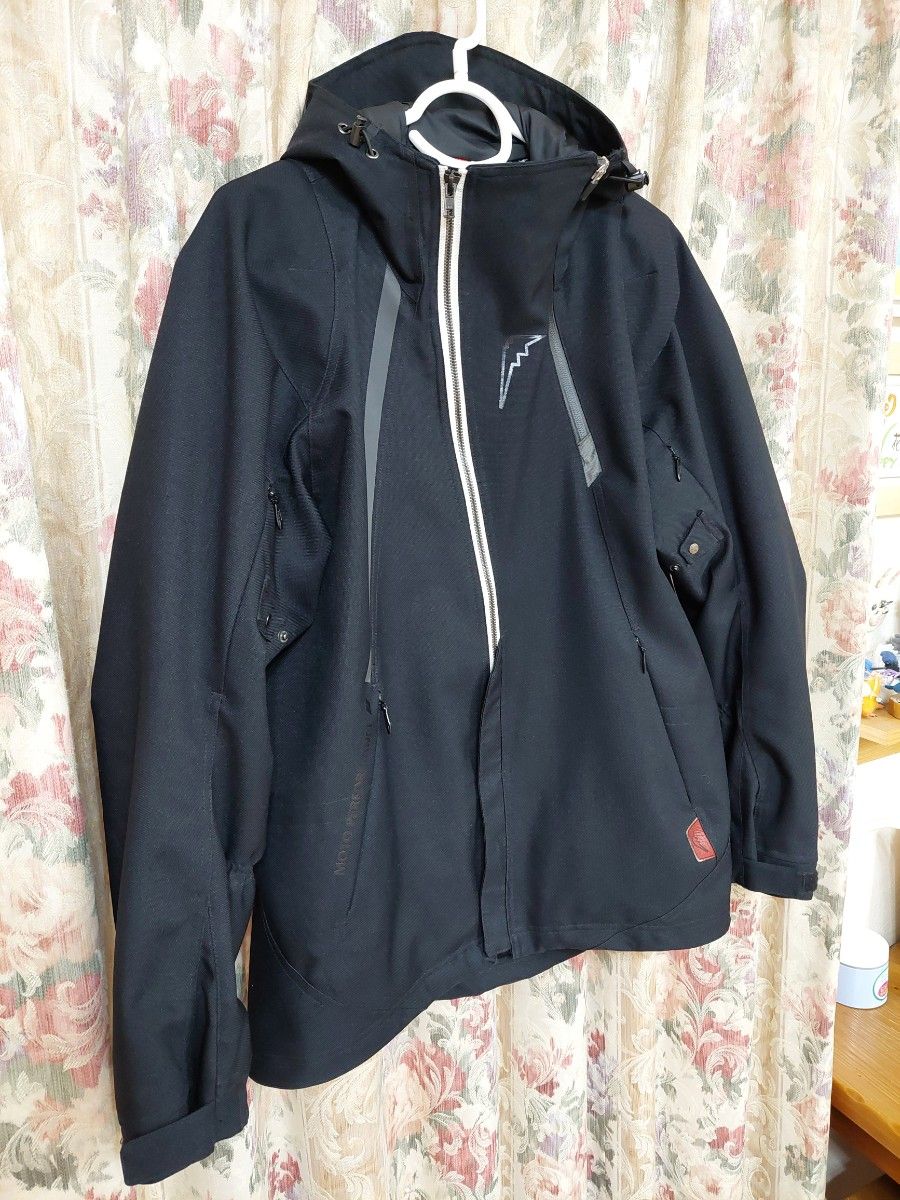 美品】【未使用】クシタニ KUSHITANI クラリティジャケット k 美品】【未使用】クシタニ KUSHITANI クラリティジャケット k