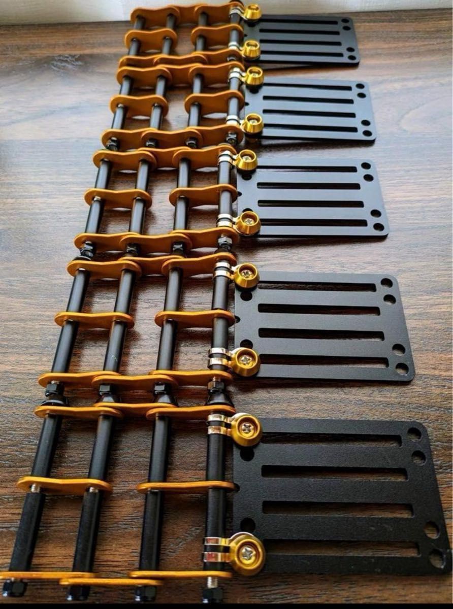 腰道具 腰袋 工具差し 黒×金 4連チェーン付き ニックス風ベルト 腰道具 腰袋 工具差し 黒×金 4連チェーン付き ニックス風ベルト