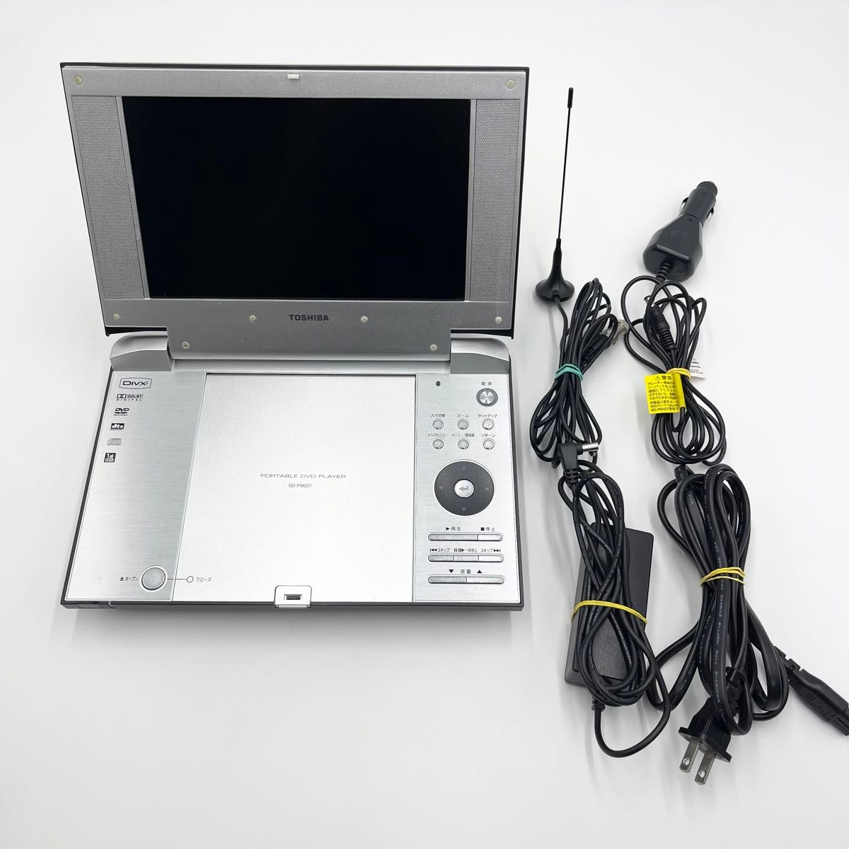 TOSHIBA 東芝 ポータブルDVDプレーヤー SD-P90DT ジャンク TOSHIBA 東芝 ポータブルDVDプレーヤー SD-P90DT ジャンク