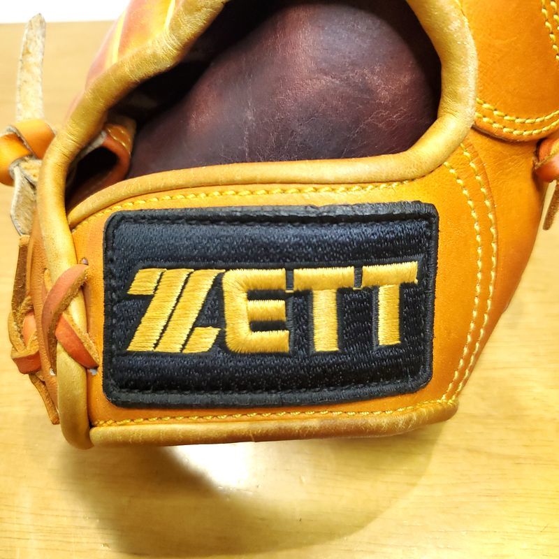 ZETT 日本製 プロステイタス 佐藤刻印 内野用 硬式グローブ ZETT 日本製 プロステイタス 佐藤刻印 内野用 硬式グローブ