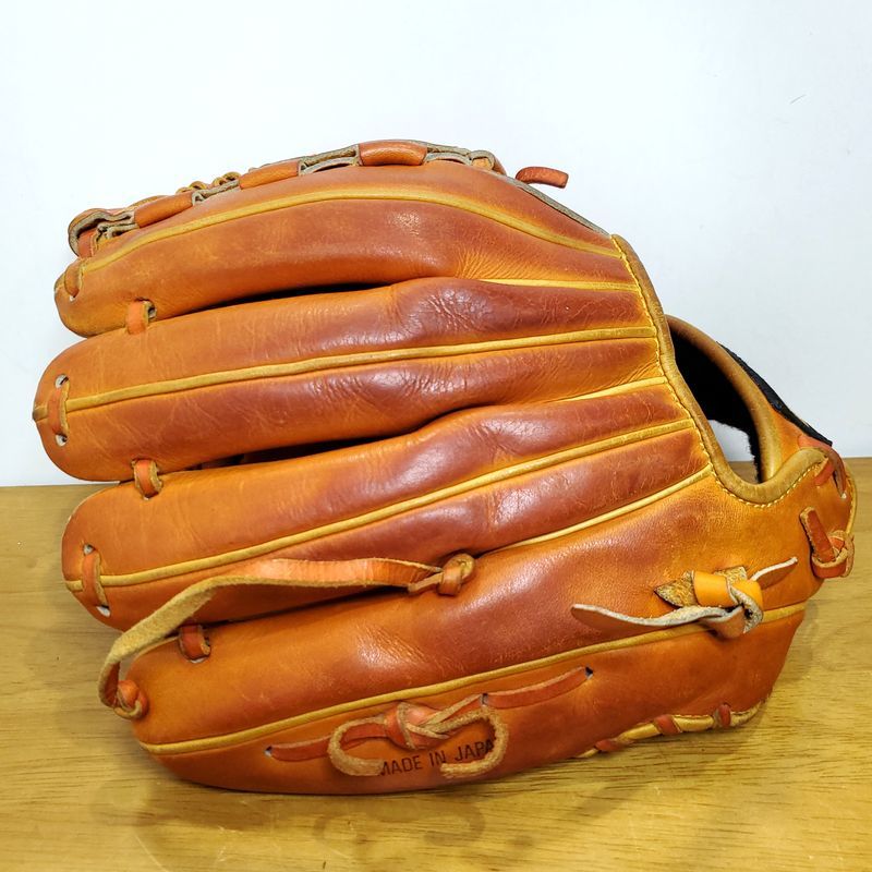 ZETT 日本製 プロステイタス 佐藤刻印 内野用 硬式グローブ ZETT 日本製 プロステイタス 佐藤刻印 内野用 硬式グローブ