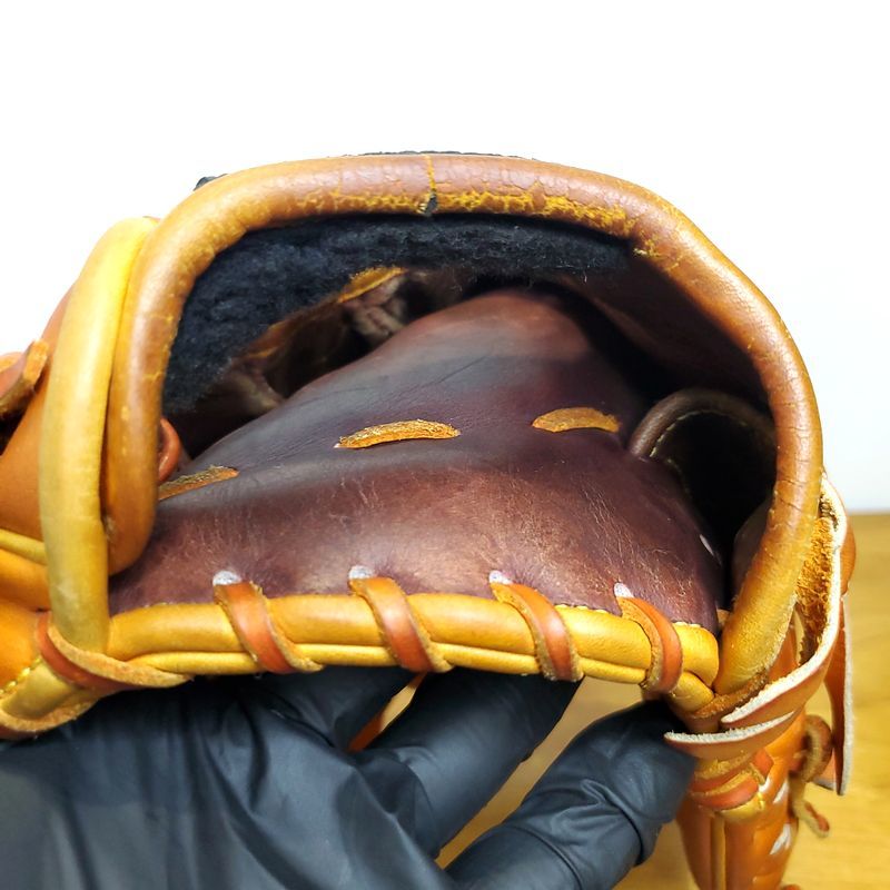 ZETT 日本製 プロステイタス 佐藤刻印 内野用 硬式グローブ ZETT 日本製 プロステイタス 佐藤刻印 内野用 硬式グローブ
