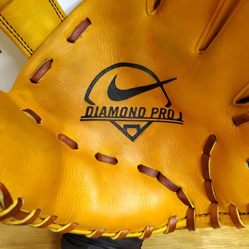 NIKE ダイアモンドプロJ 軟式トップモデル ナイキ 一般用大人 NIKE ダイアモンドプロJ 軟式トップモデル ナイキ 一般用大人