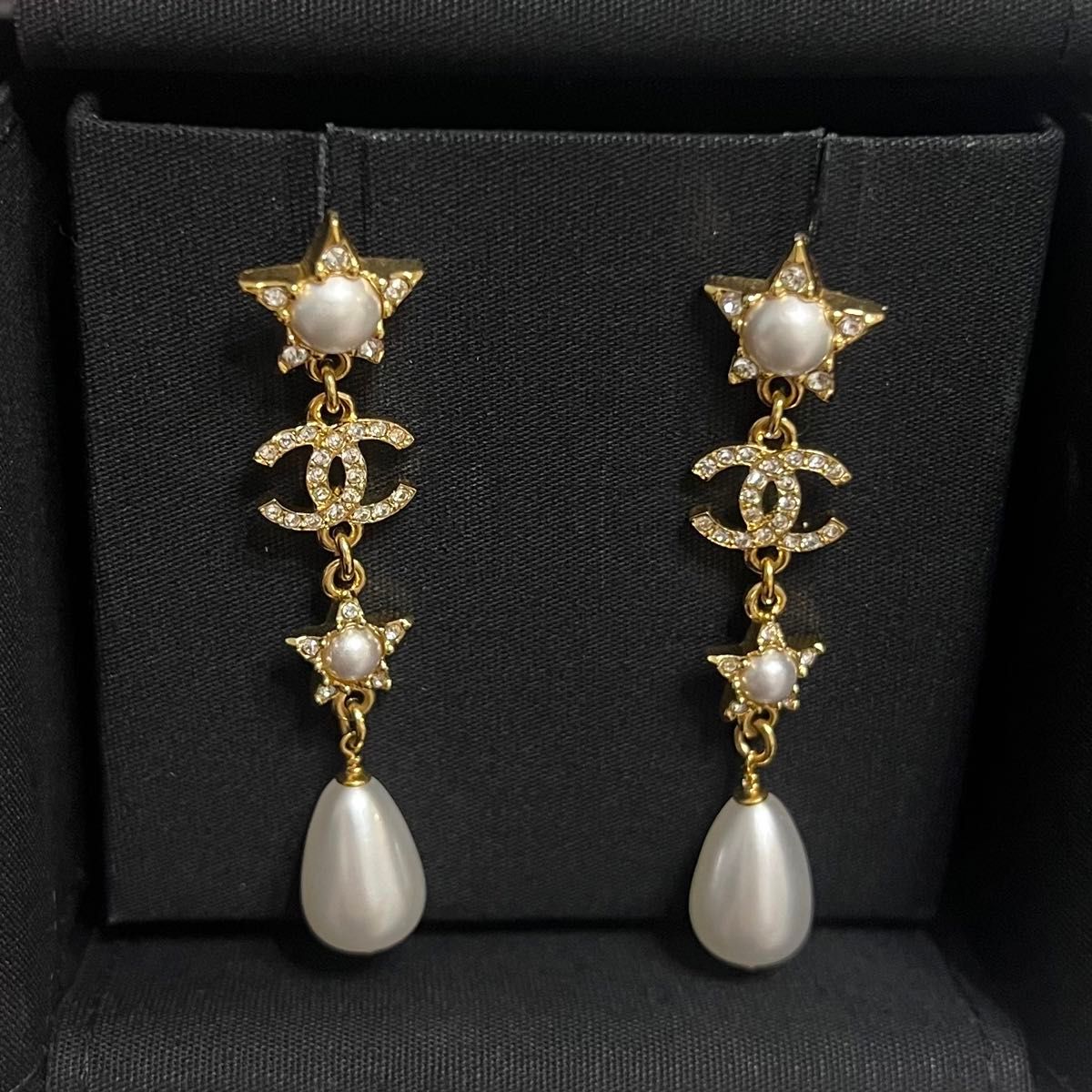 CHANEL シャネル ゴールド 星 ピアス イヤリング パール CC CHANEL シャネル ゴールド 星 ピアス イヤリング パール CC