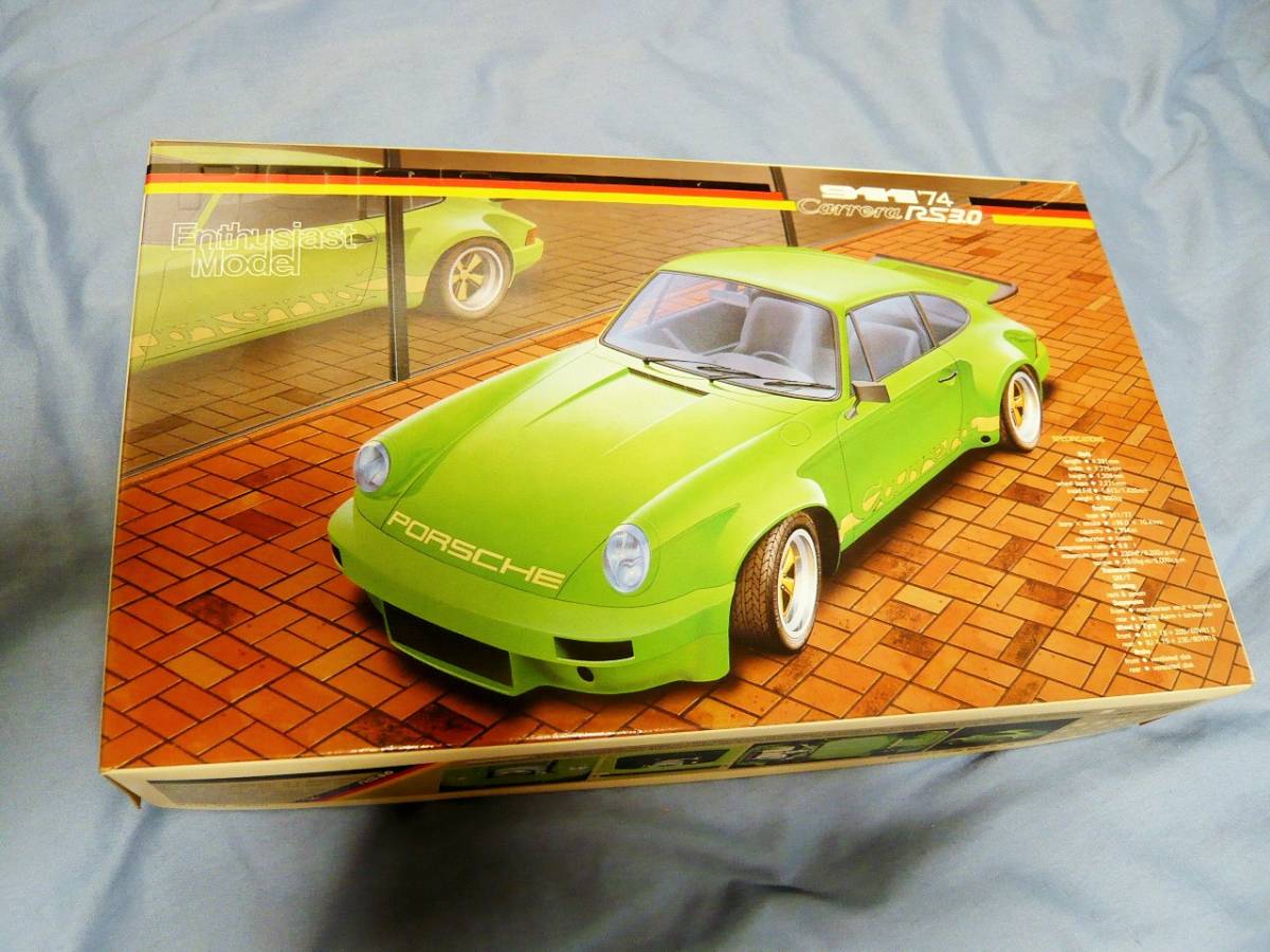 フジミ　1/24 エンスージャストシリーズ 1974yポルシェCarreraRS3.0 (入手困難）新品２個