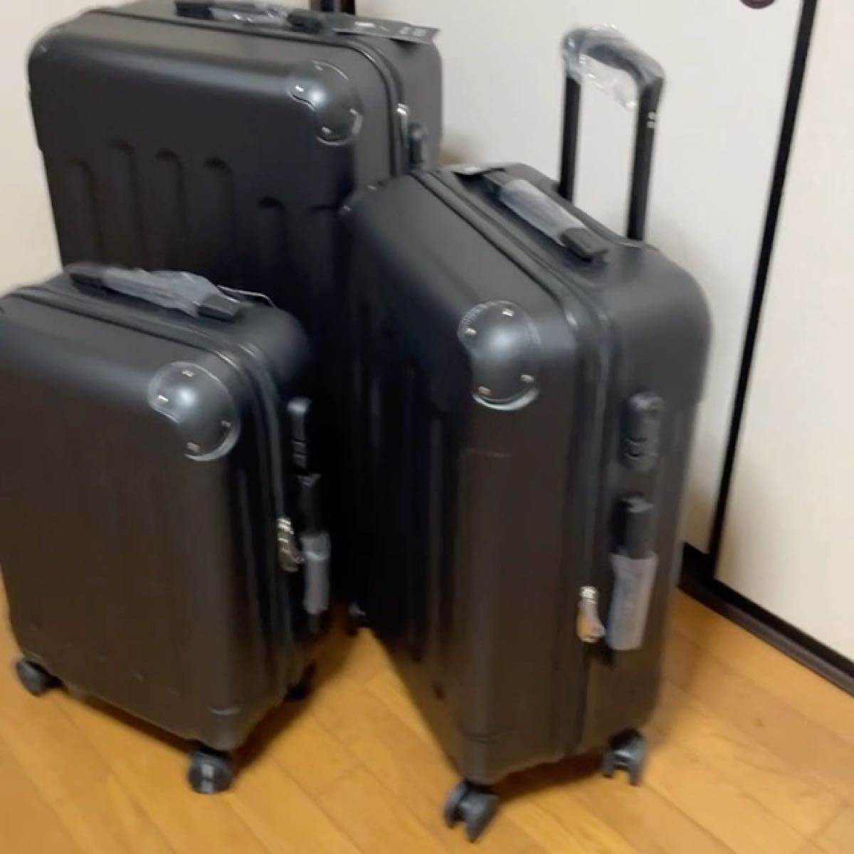 新製品スーツケース SML 3点セット