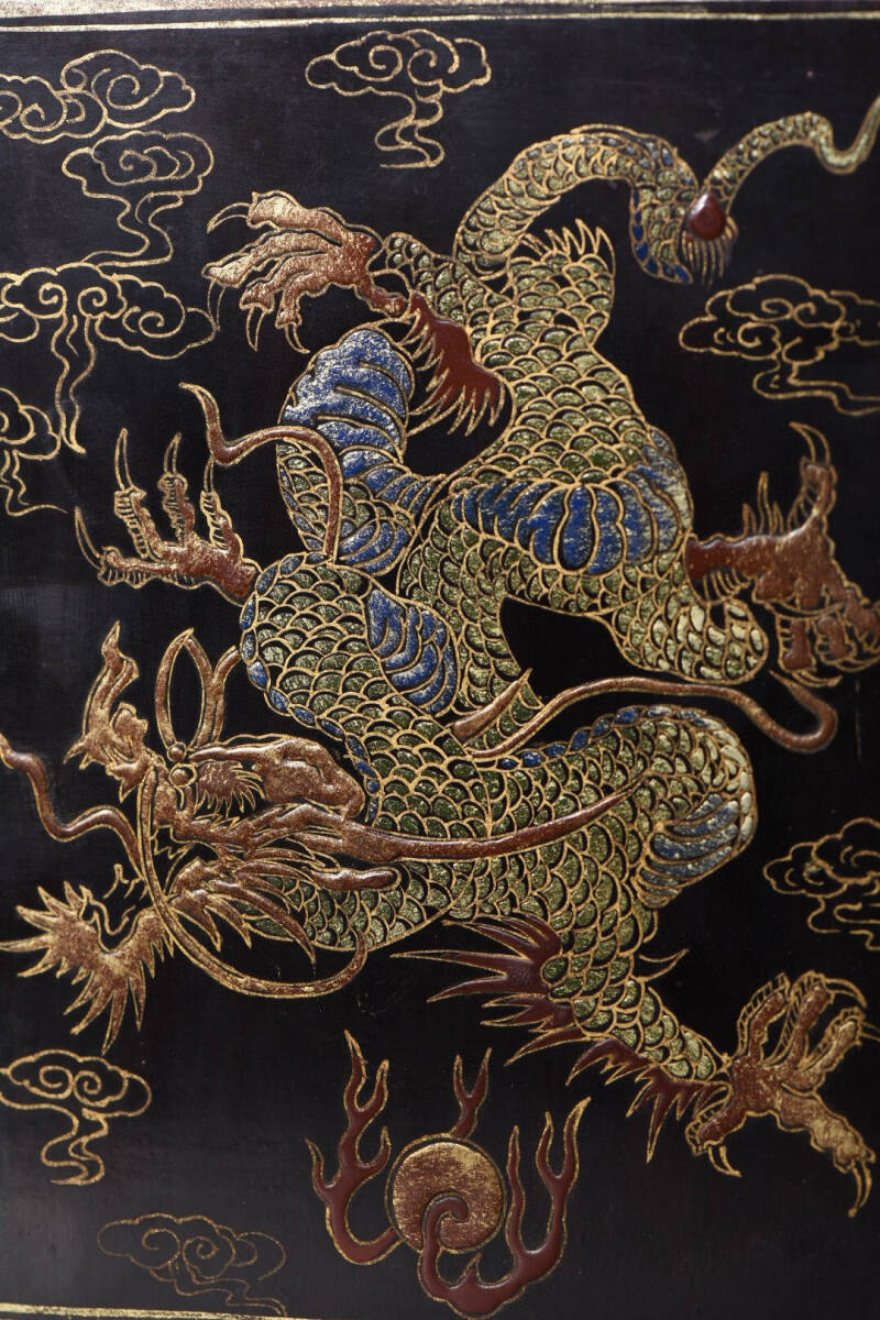 ▽鴻▽ 木胎漆器彫 描真金 龍紋 筆筒 置物 古賞物 中国古玩 中国 ▽鴻▽ 木胎漆器彫 描真金 龍紋 筆筒 置物 古賞物 中国古玩 中国