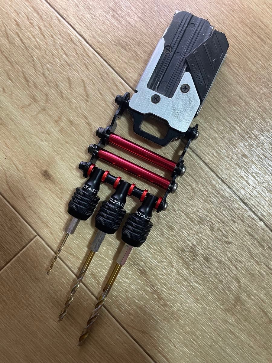 タジマメタルセフ用 ビットホルダー3P ニックス風チェーン2段 タジマメタルセフ用 ビットホルダー3P ニックス風チェーン2段