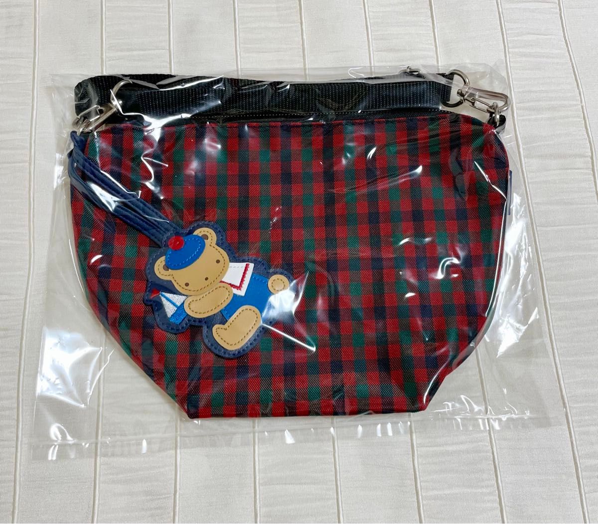 新品 ファミリア ポシェット (赤)レッド|Yahoo!フリマ(旧 新品 ファミリア ポシェット (赤)レッド|Yahoo!フリマ(旧