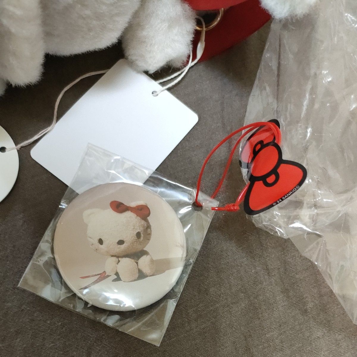 HELLO KITTY × BEAMS COUTURE ハローキティ ポシェット - 小物 HELLO KITTY × BEAMS COUTURE ハローキティ ポシェット - 小物