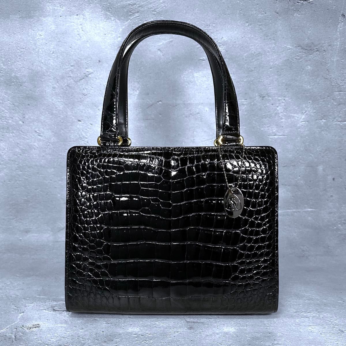 美品】JRA 認定 シャイニング クロコダイル レザー ハンドバッグ 美品】JRA 認定 シャイニング クロコダイル レザー ハンドバッグ