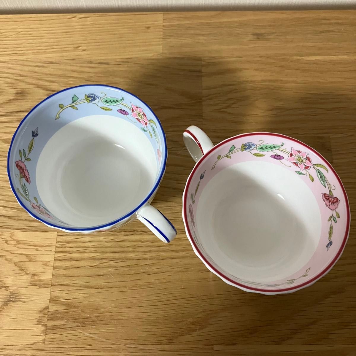 ミントン ハドンホール セレブレーションカップ&ソーサーピンク ミントン ハドンホール セレブレーションカップ&ソーサーピンク