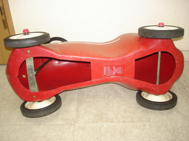 *[ замечательная вещь .]* little красный Vintage жестяная пластина игрушка 4 колесо машина RADIO FLYER радио Flyer #8 пассажирский автомобиль Ride Ons Little Red Roadster редкий товар 