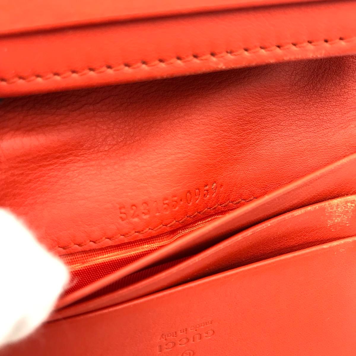正規品 極美品 定価11万円 グッチ財布 グッチ折り財布 グッチgg 正規品 極美品 定価11万円 グッチ財布 グッチ折り財布 グッチgg