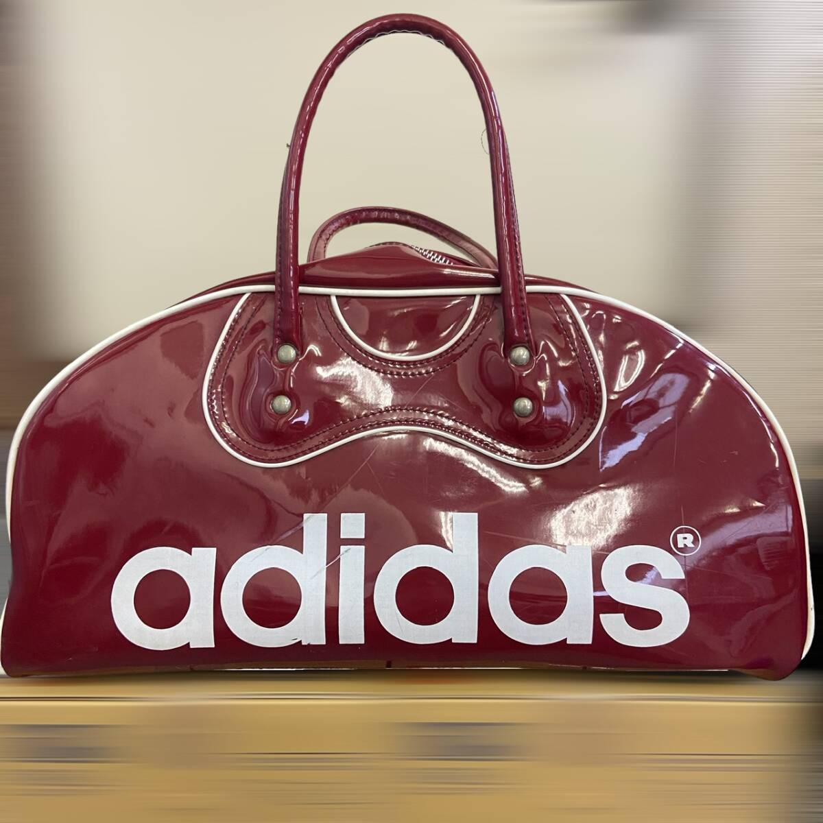Yahoo!オークション - 80s adidas ボストンバッグ エナメル Made Yahoo!オークション - 80s adidas ボストンバッグ エナメル Made