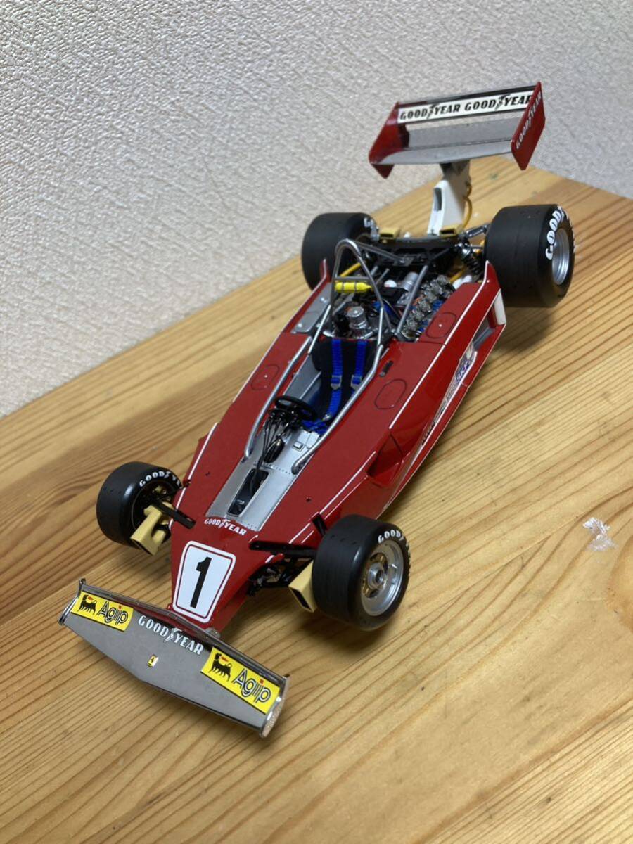 107000円 油絵 はち 小鳥さんのかくれんぼ その2 見つけようと 107000円 油絵 はち 小鳥さんのかくれんぼ その2 見つけようと