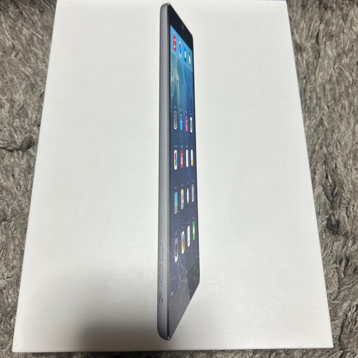 iPad Air Wi-Fiモデル シルバー 16GB 初期化済み|Yahoo!フリマ iPad Air Wi-Fiモデル シルバー 16GB 初期化済み|Yahoo!フリマ