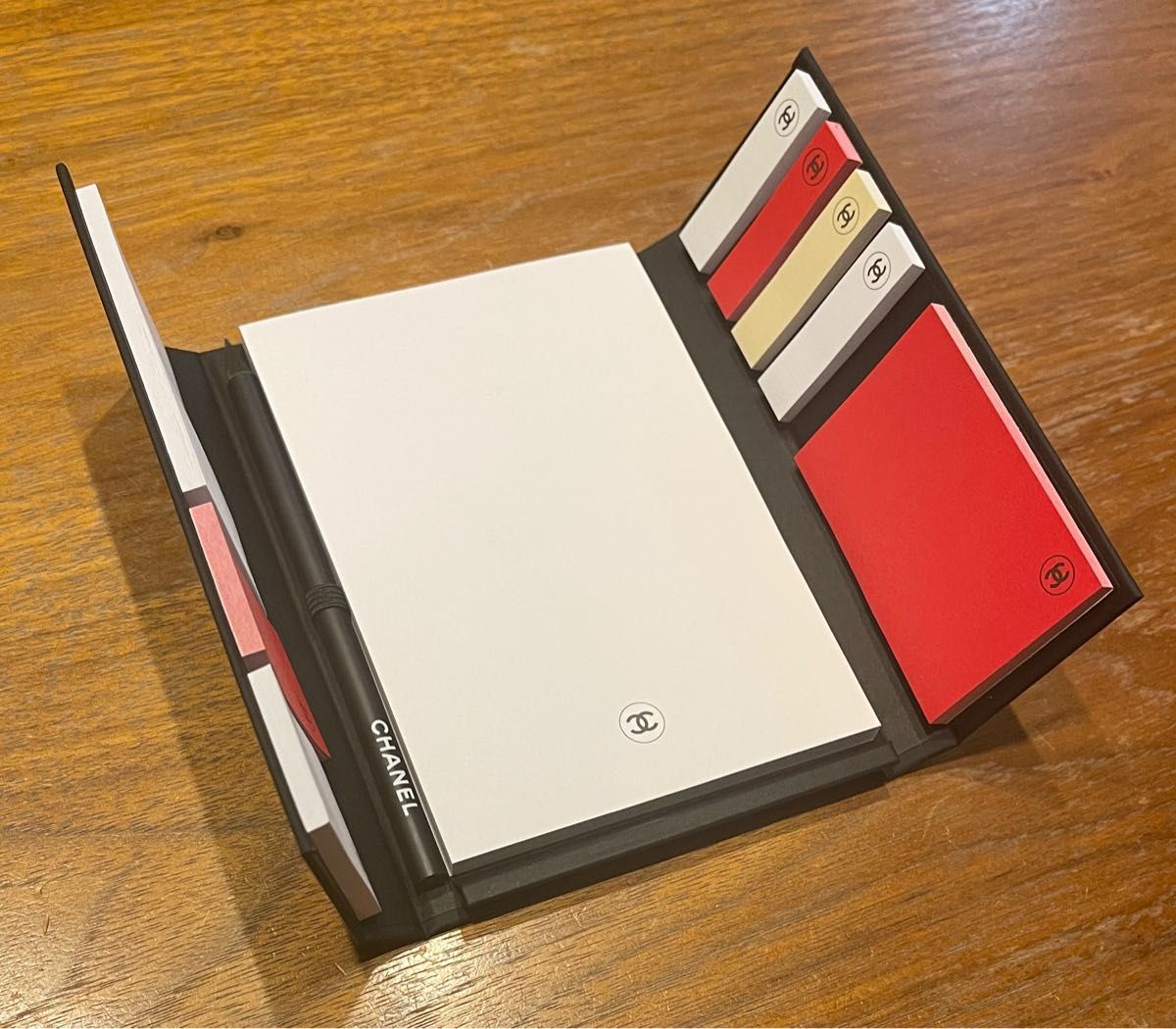 CHANEL シャネル 付箋ペンシルセット ノベルティ|Yahoo!フリマ CHANEL シャネル 付箋ペンシルセット ノベルティ|Yahoo!フリマ