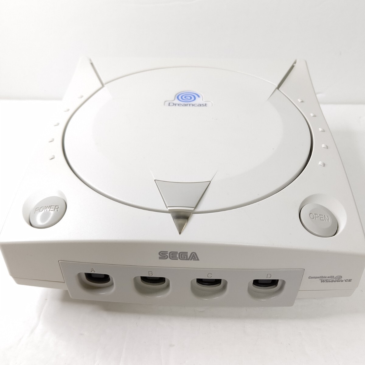 ドリームキャスト HKT-3030 極美品 激レア 海外版 PAL版 欧州版 ドリームキャスト HKT-3030 極美品 激レア 海外版 PAL版 欧州版