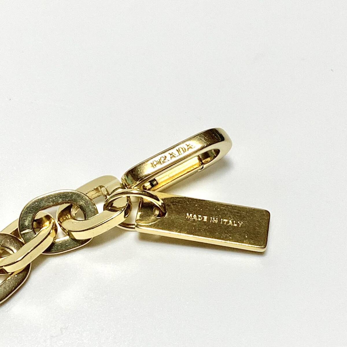 良品 プラダ PRADA ロゴプレート メタル チェーン ブレスレット 良品 プラダ PRADA ロゴプレート メタル チェーン ブレスレット