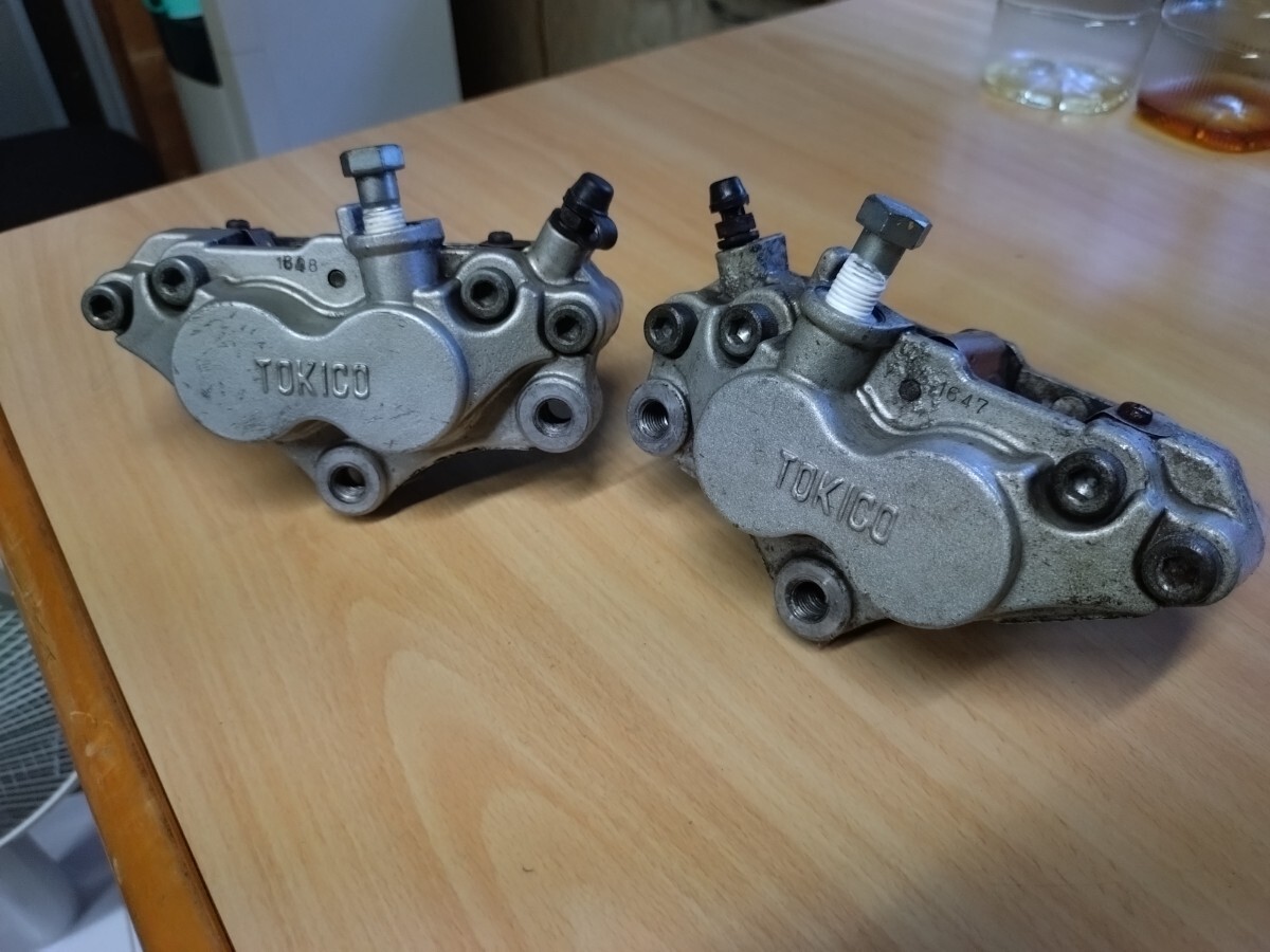ゼファー400カイ純正ブレーキキャリパー カワサキ絶版車 ゼファー400カイ純正ブレーキキャリパー カワサキ絶版車