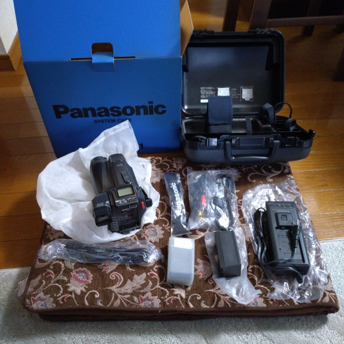 Panasonic ビデオカメラ セットSYSTEM CASE VW−SHCT1 平成 Panasonic ビデオカメラ セットSYSTEM CASE VW−SHCT1 平成