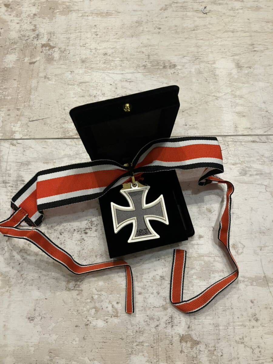 WW2 ドイツ軍 黄金ダイヤモンド柏葉剣付騎士鉄十字章 勲章 専用 WW2 ドイツ軍 黄金ダイヤモンド柏葉剣付騎士鉄十字章 勲章 専用
