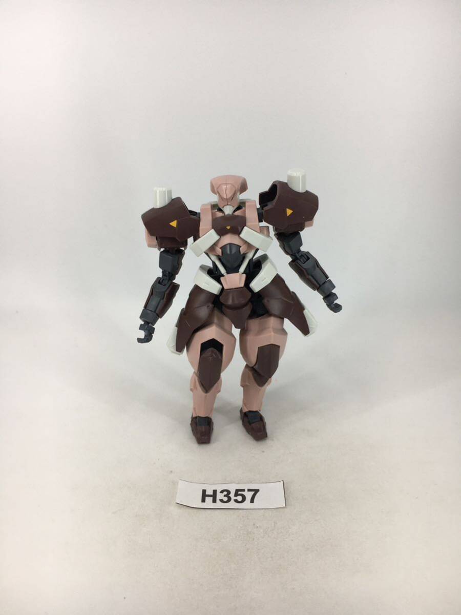 ジオラマ作品 ガンダム システムベース 格納庫 基地(縦15横15奥 ジオラマ作品 ガンダム システムベース 格納庫 基地(縦15横15奥