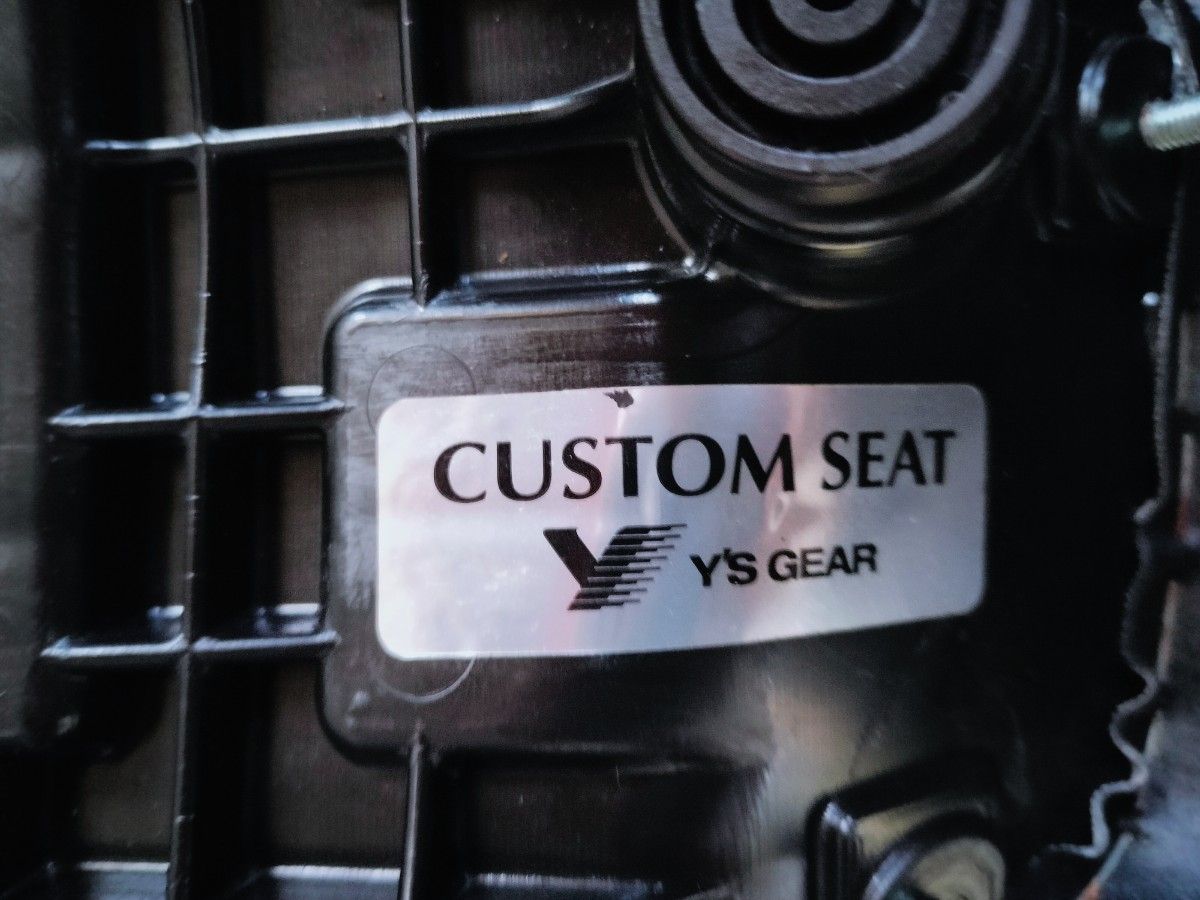廃盤 SR400 足つき-40mm YAMAHA Y's GEAR ローダウンシート 10 廃盤 SR400 足つき-40mm YAMAHA Y's GEAR ローダウンシート 10