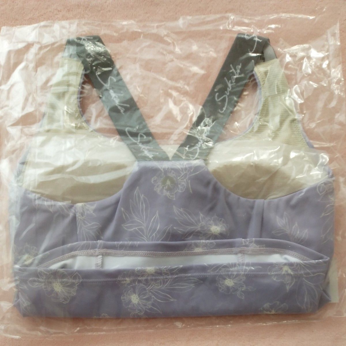 SUKALA 新品】Yストラップロゴブラトップ(S)|Yahoo!フリマ SUKALA 新品】Yストラップロゴブラトップ(S)|Yahoo!フリマ