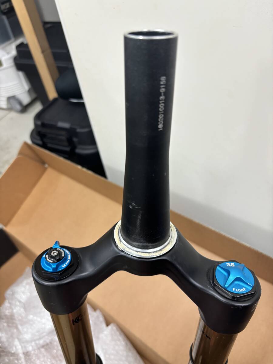 Yahoo!オークション - FOX Factory 36 FiT4 150mm 29 inch 27.5+ Yahoo!オークション - FOX Factory 36 FiT4 150mm 29 inch 27.5+