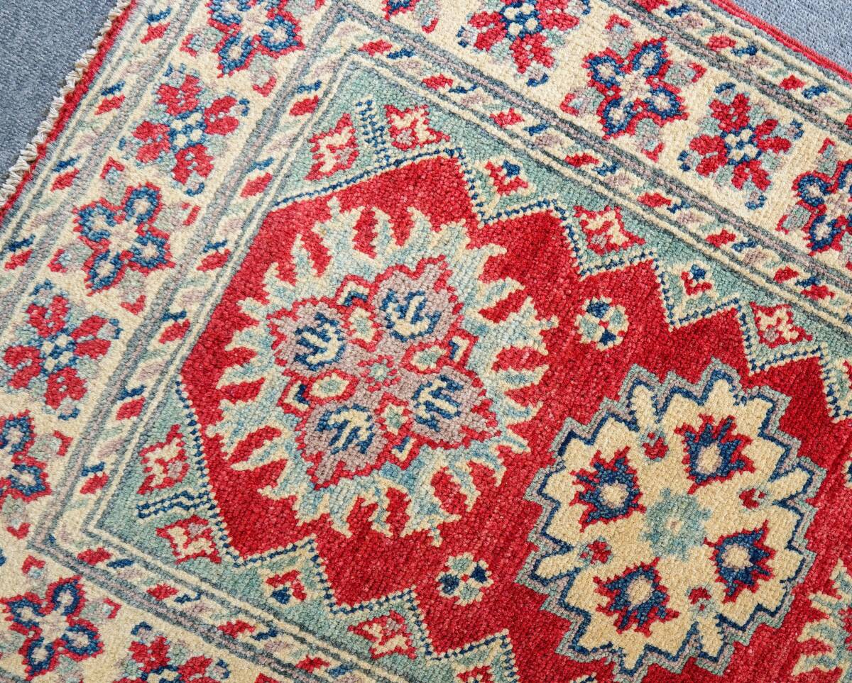 89×60cm アフガニスタン 手織り絨毯 ペルシャ絨毯 トライバル 89×60cm アフガニスタン 手織り絨毯 ペルシャ絨毯 トライバル