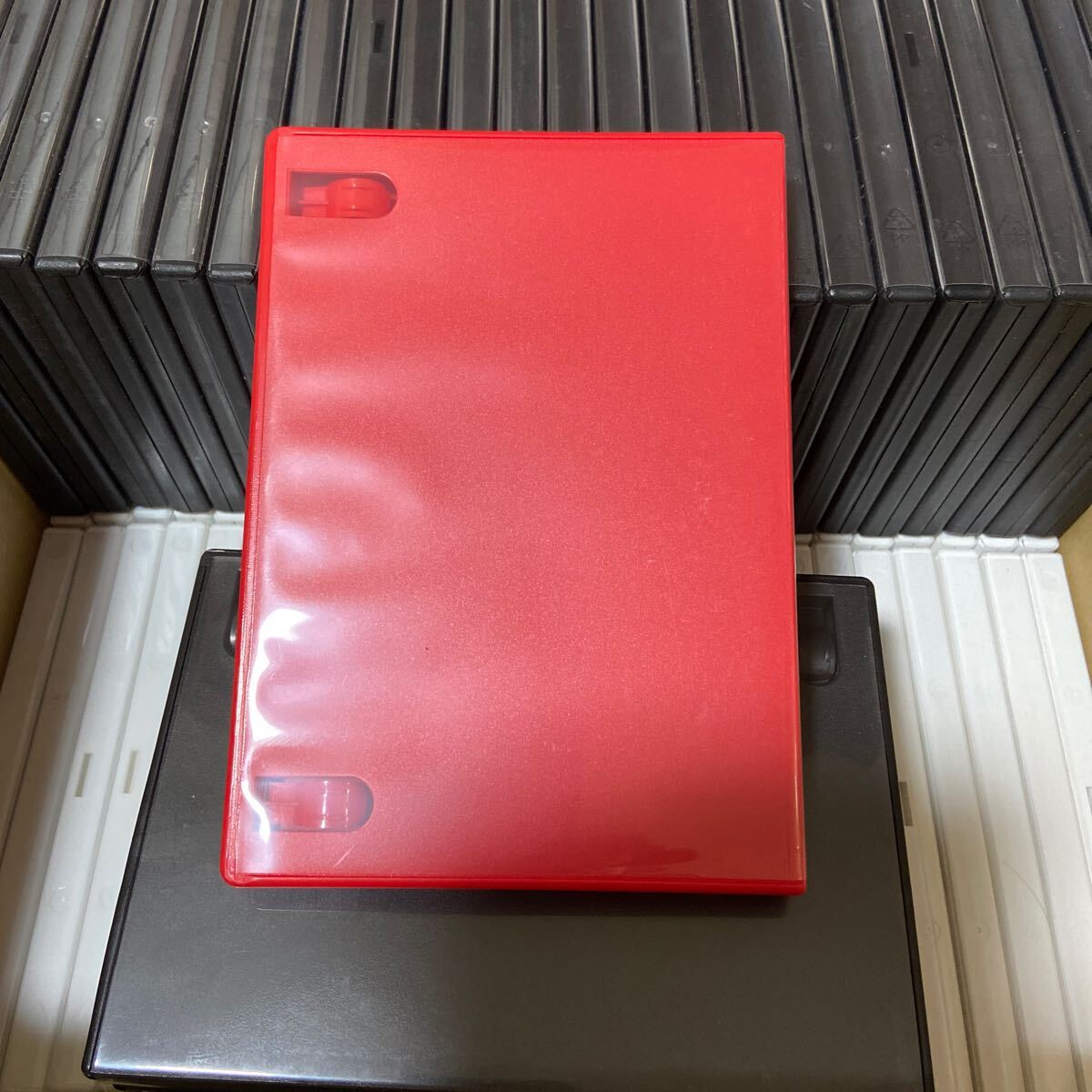 中古DVDトールケース100個(白50 黒36 赤4 透明10)送料無料 中古DVDトールケース100個(白50 黒36 赤4 透明10)送料無料