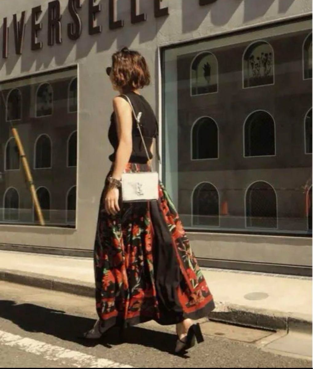 アメリヴィンテージ AMERI SCARF FLARE SKIRT 花柄ロング アメリヴィンテージ AMERI SCARF FLARE SKIRT 花柄ロング