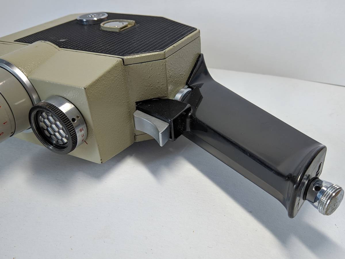 極上の ムービーカメラ Quartz-5 Film Camera KRASNOGORSK 2x8C-3 8mm film 2x8 #169X_画像4